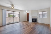 2BD, 2BA - 830SF - Living Room - Veteran Plaza