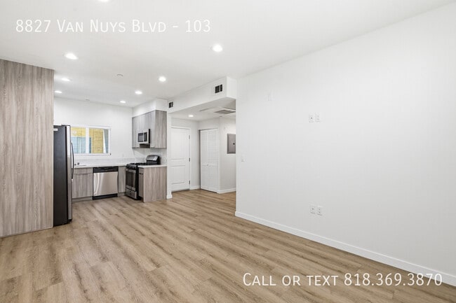 Photo - 8827 Van Nuys Blvd Unit 103