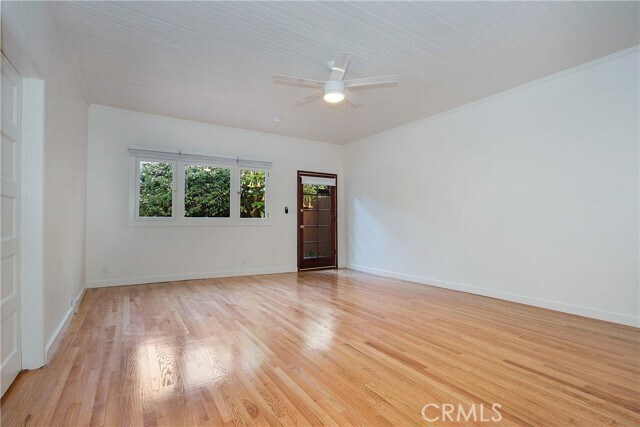 Photo - 5846 Harold Way