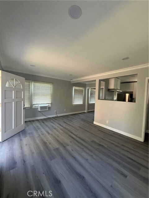 Photo - 2293 Grand Ave