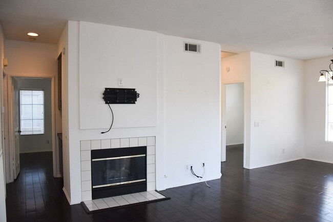 Photo - 8215 E White Oak Ridge
