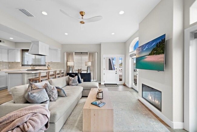 Photo - Weekly Vacation Rental on Balboa Peninsula