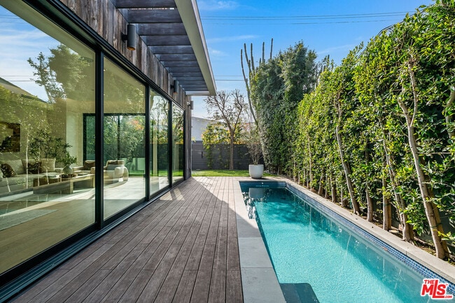 Photo - 1620 Electric Ave