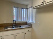 Photo - 831 N San Antonio Ave