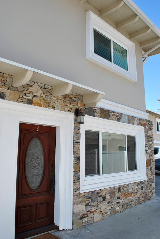 Photo - 2203 Voorhees Ave Unit 2