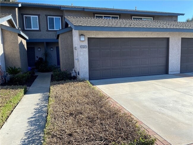 Building Photo - 20130 Village Green Dr Rental