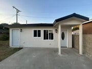 Photo - 14715 Flomar Dr House