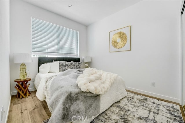 Photo - 6756 Ben Ave