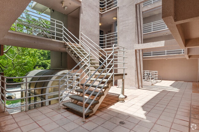 Stairs - Veteran Plaza