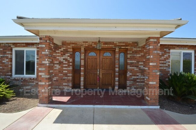 Photo - 13515 W Telegraph Rd