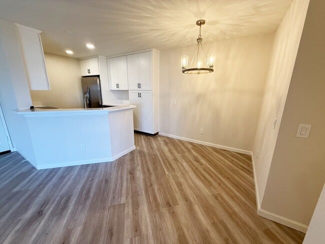 Photo - Fully Remodeled 2 Bed/2 Bath Condo at City Scene! Unit 82