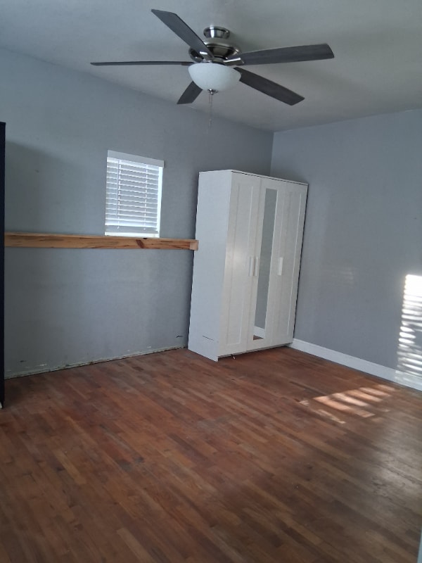 Photo - 864 Farr Ave