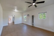 Photo - 1163 Spruce St W House