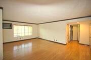 Photo - 645 Westmount Dr Condo