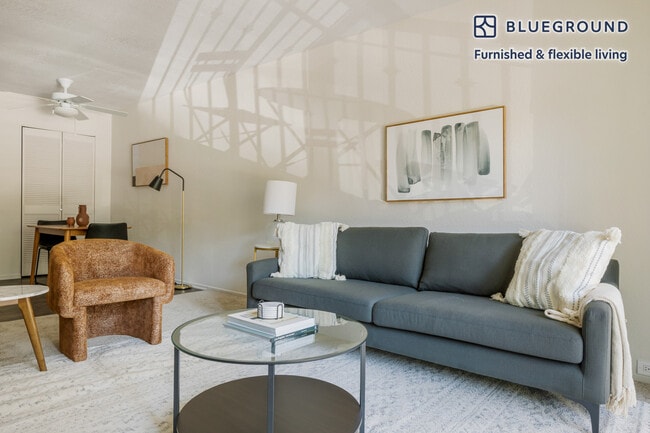 Photo - 3612 Barham Blvd Unit FL3-ID719