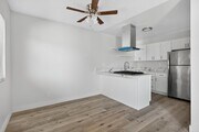 Photo - 125 E Spring St Apartment Unit 03
