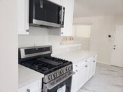 Photo - 302 N Ventura St