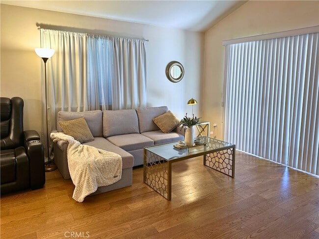 Photo - 19051 Primrose Ln