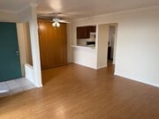 Photo - 3266 Ashford St