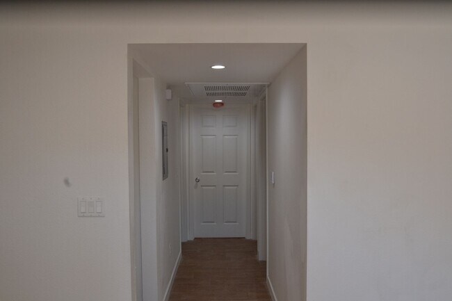Photo - ??2-Bed, 2-Bath ADU Newly Built with Centr... Unit ADU #2