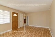 Photo - 2049 E Lincoln Ave House