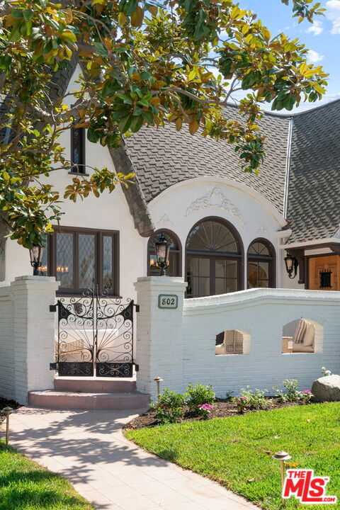 Photo - 802 Cochran Ave