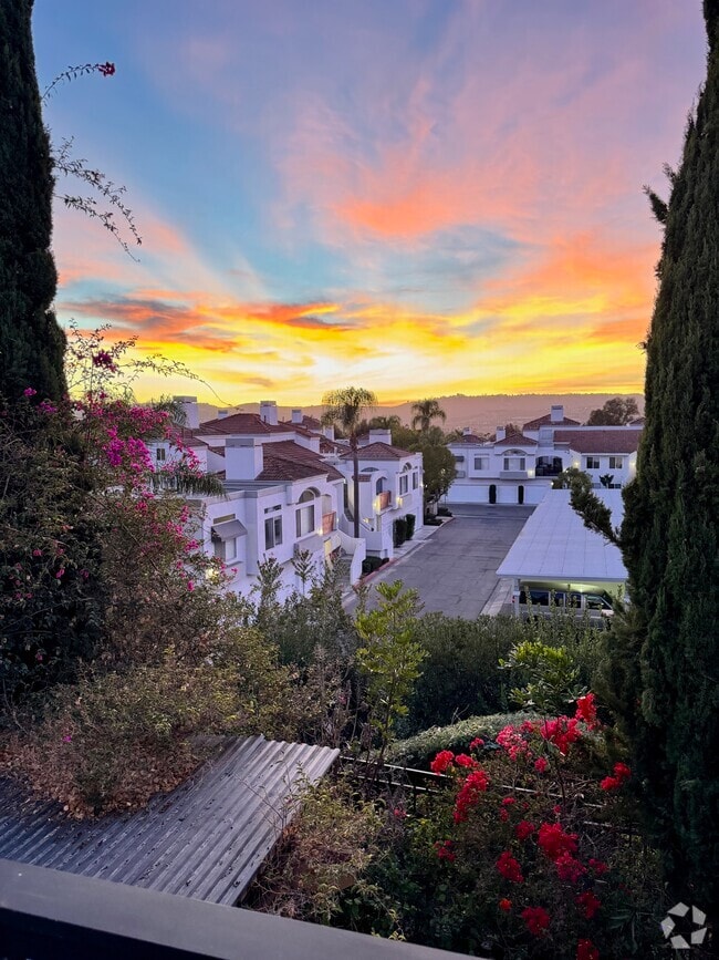 Building Photo - 28195 La Gallina Unit Amazing View-Pool-Hot tub Rental