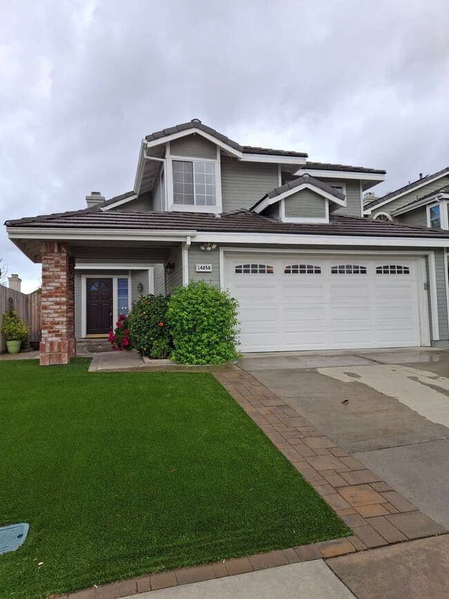 Building Photo - RECENTLY REDUCED! Beautifully Remodeled 4-Bedroom, 3-Bath w/ 2 Car-Garage and Central AC/Heat! MU...