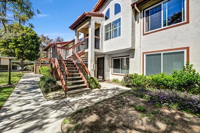 Building Photo - 4020 Porte La Paz