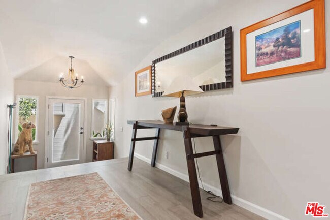 Photo - 107 Malibu Colony Rd