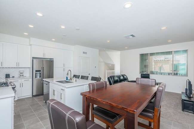 Photo - Modern Oceanside Townhome with Resort-Style Amenities