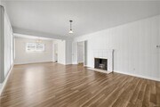 Photo - 16950 Knapp St