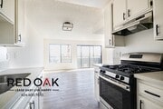 Photo - 11823 Victory Blvd Unit 214