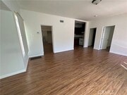 Photo - 463 N Marengo Ave Townhome