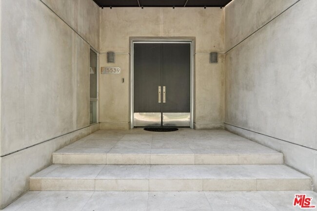 Photo - 15539 Hamner Dr