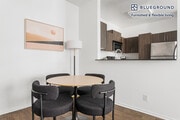 Photo - 435 S Detroit St Apartment Unit FL3-ID1379