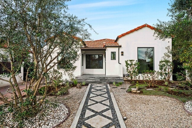 Photo - 1621 Hi Point St