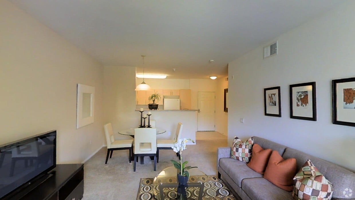 3D Tour - La Jolla Crossroads Apartments