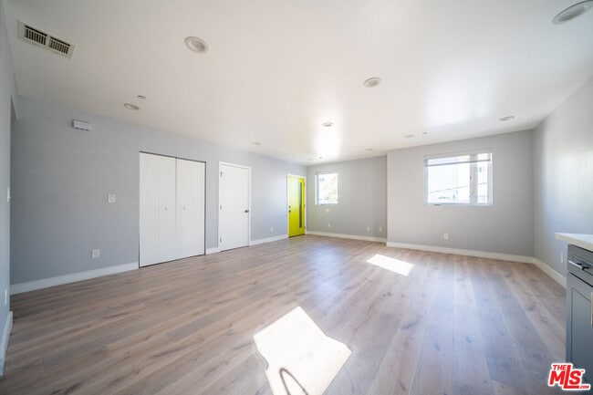 Photo - 11318 Miranda St Unit 1/2