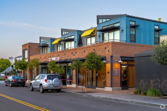 Photo - Cedros Gardens