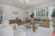 Photo - 653 N W Knoll Dr
