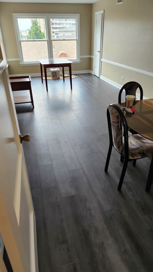 Photo - 1283 Devon Ave Unit 1281 1-2