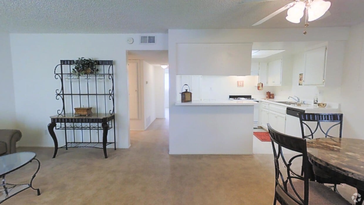 3D Tour - Villas Apartments Homes