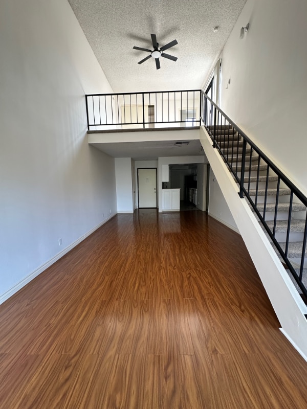 Photo - 121 S Swall Dr Unit 307