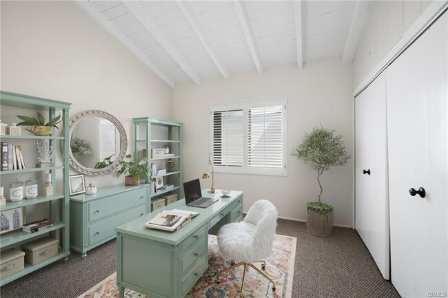 Photo - 210 Via Ithaca