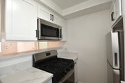 Photo - 4930 Whitsett Ave Apartment Unit 06