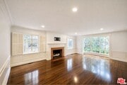 Photo - 214 S Spalding Dr