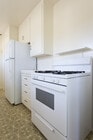 Photo - Charming Upstairs One Bedroom in Crown Poi... Unit 1511