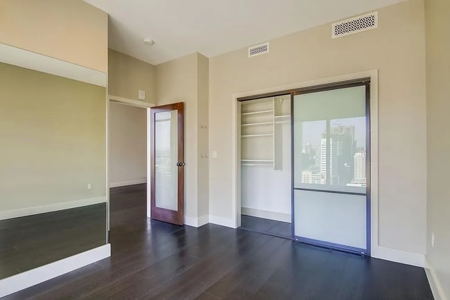 Photo - 575 Sixth Ave