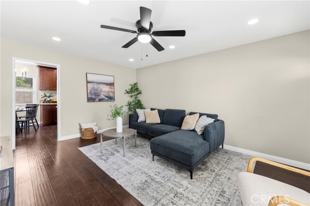 Photo - 232 Olive Pl
